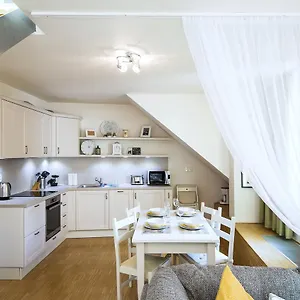 Modern Charvatova Daire Prag