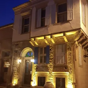 Cundada Otel