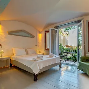 Cunda Battalos Kucuk Otel